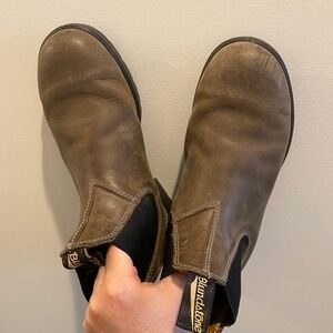 Leather Lined Blundstones, Round Toe 2446 Classic